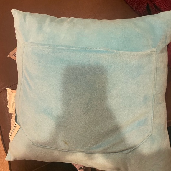 Tic Tac Donut Pillow - Picture 2 of 3